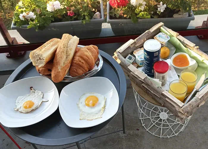 La Des Def's Séjour chez l'habitant *